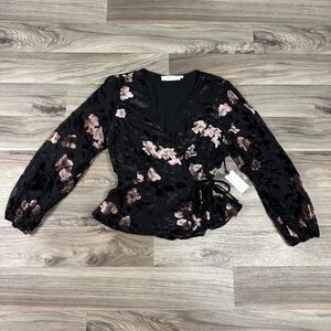 NWT ASTR The Label Black and Pink Floral Velvet Burnout Wrap Top Blouse Size L